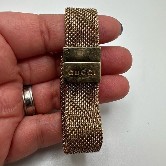 Gucci Gold Tone Mesh Bracelet - Picture 5 of 8